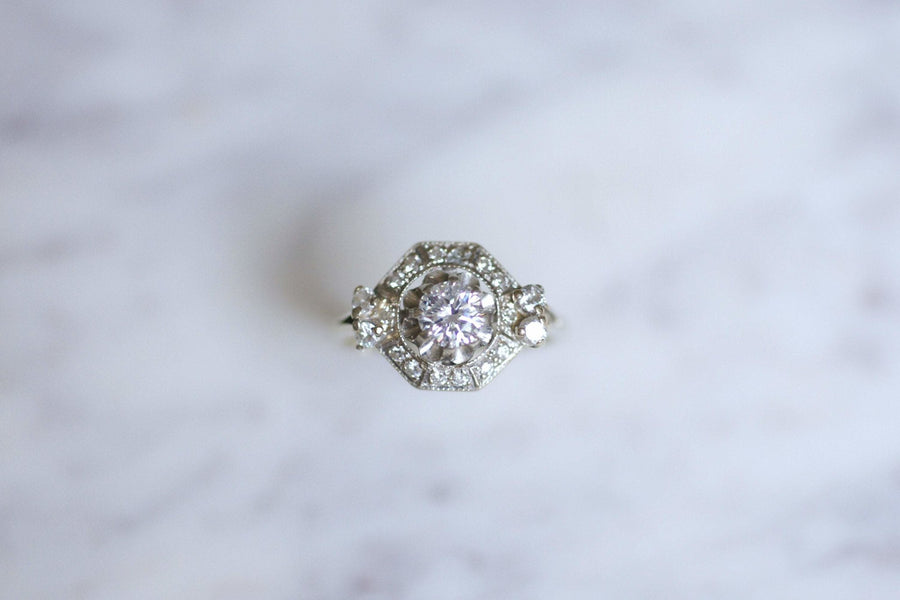 Art Deco platinum, white gold and diamond 0.55Ct engagement ring - Galerie Pénélope