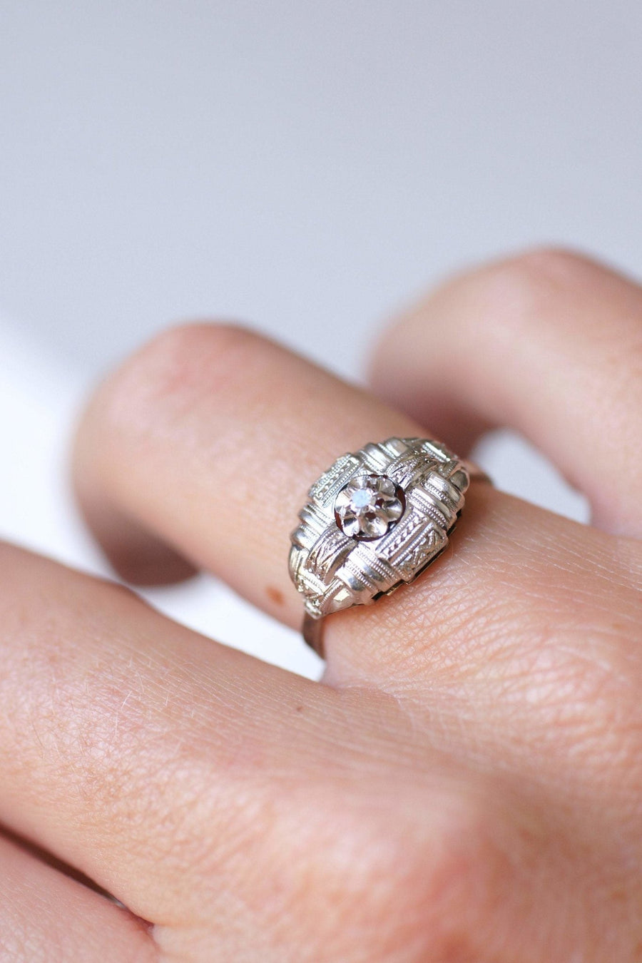 Art Deco platinum, white gold and diamond engagement ring - Galerie Pénélope