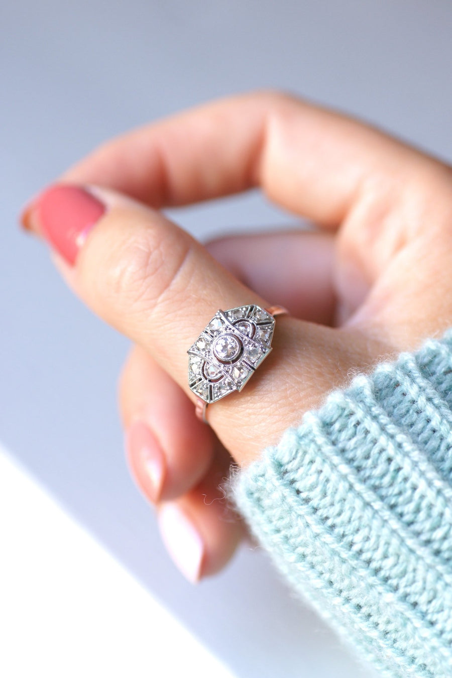 Art Deco platinum, white gold and diamonds engagement ring - Galerie Pénélope