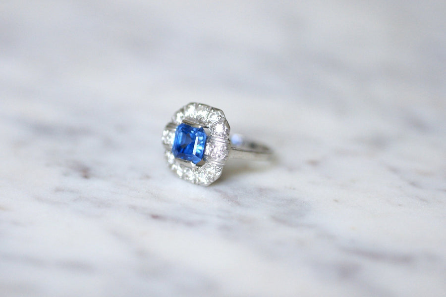 Art Deco Sapphire 2.57 Cts diamond setting engagement ring on platinum - Galerie Pénélope