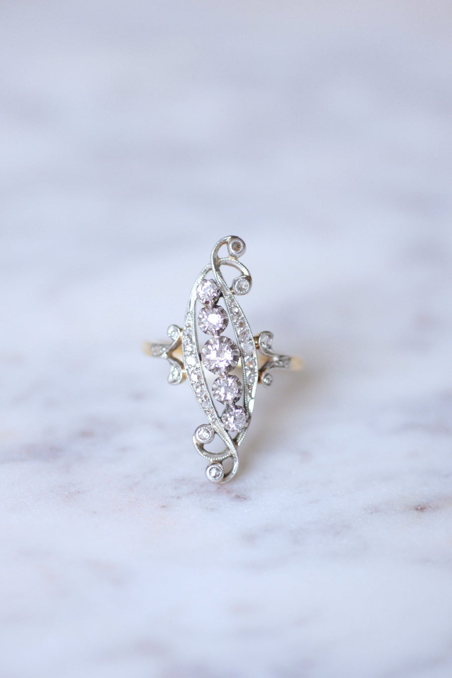 Belle Epoque engagement ring in gold, platinum and diamonds - Galerie Pénélope