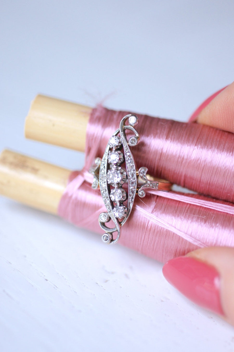 Belle Epoque engagement ring in gold, platinum and diamonds - Galerie Pénélope