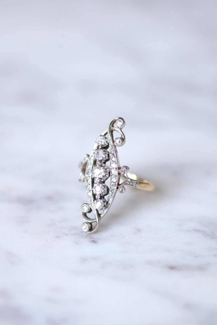 Belle Epoque engagement ring in gold, platinum and diamonds - Galerie Pénélope
