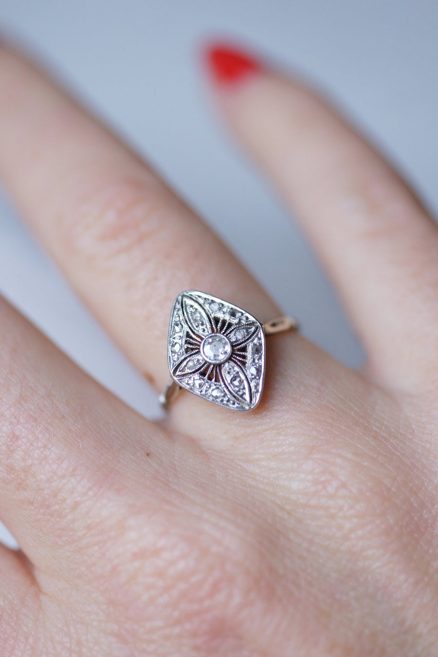 Belle Epoque gold, platinum and diamonds diamond engagement ring - Galerie Pénélope