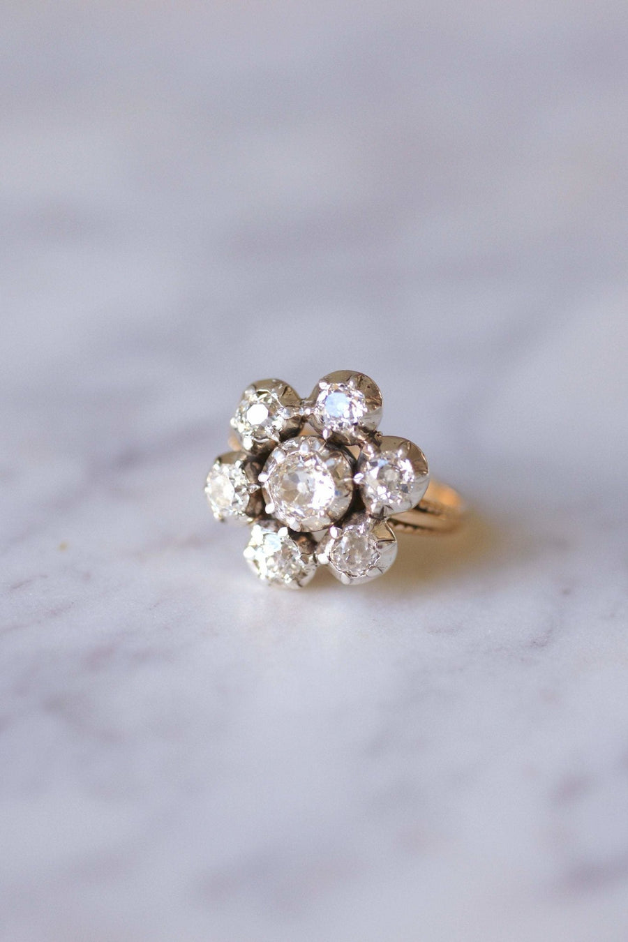 Antique gold and silver daisy engagement ring set with diamonds 1.60Cts - Galerie Pénélope