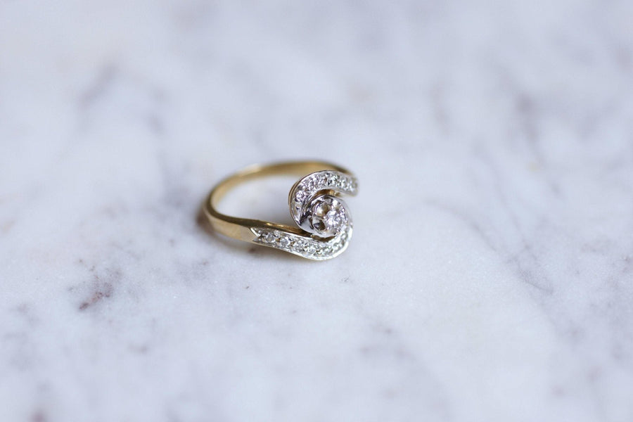 Belle Epoque style Tourbillon engagement ring in gold and diamonds - Galerie Pénélope