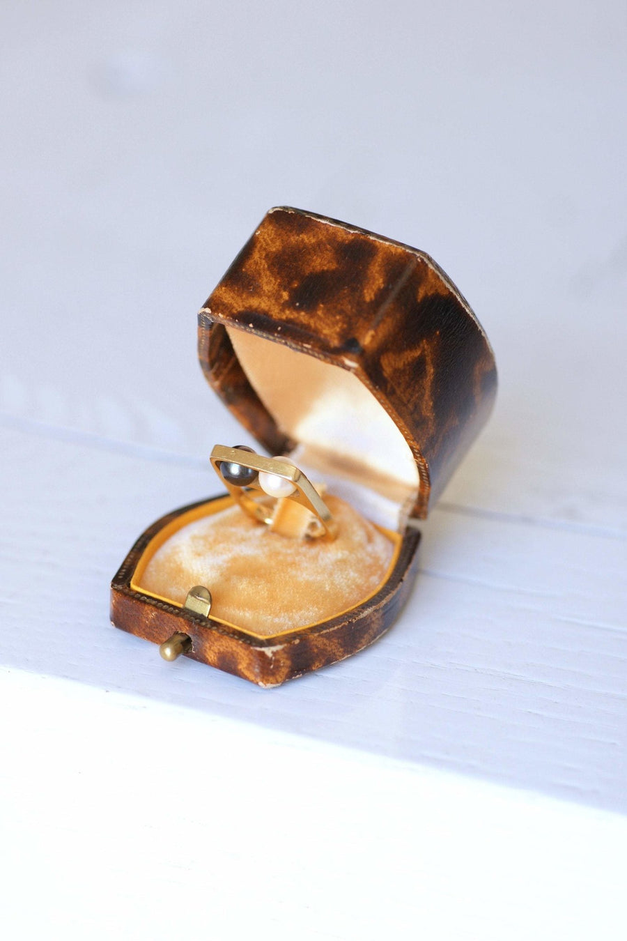 Two pearls Dinh Van ring for Pierre Cardin - Galerie Pénélope