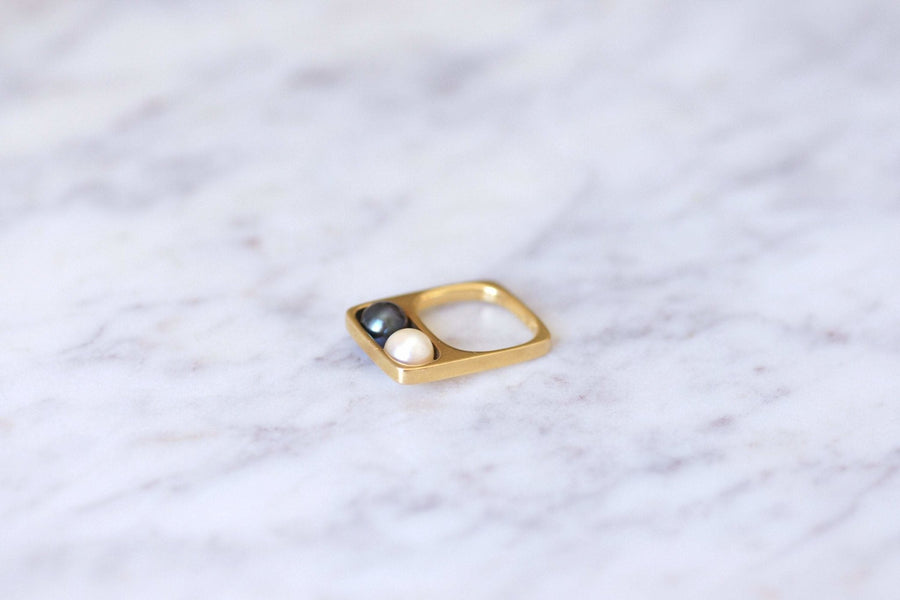 Two pearls Dinh Van ring for Pierre Cardin - Galerie Pénélope