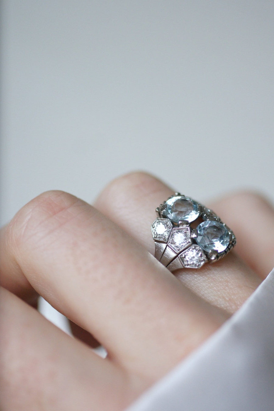 Aquamarine and diamond Art Deco dome ring - Galerie Pénélope