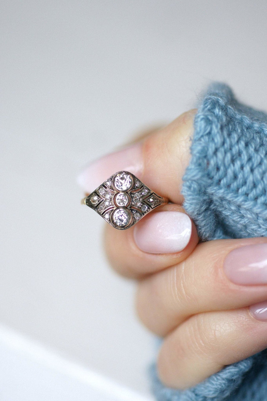 Art Deco diamond dome ring on gold and silver - Galerie Pénélope