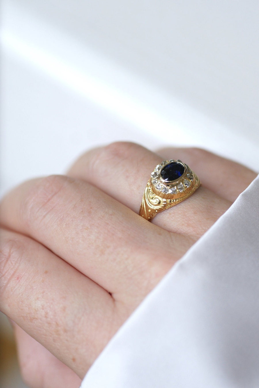Sapphire dome ring with diamonds - Penelope Gallery
