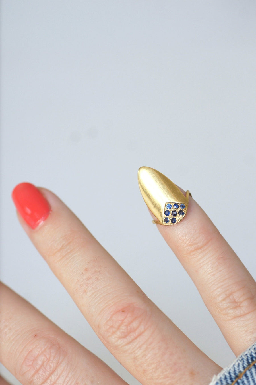 Vintage gold and sapphire nail ring - Penelope Gallery