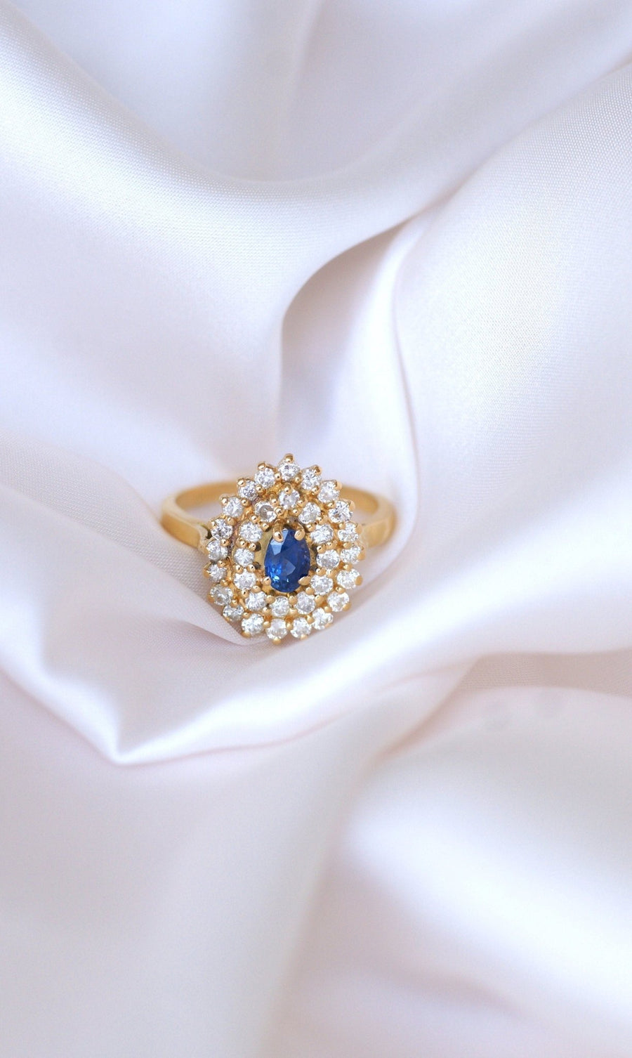 Sapphire drop ring surrounded by diamonds - Penelope Gallery