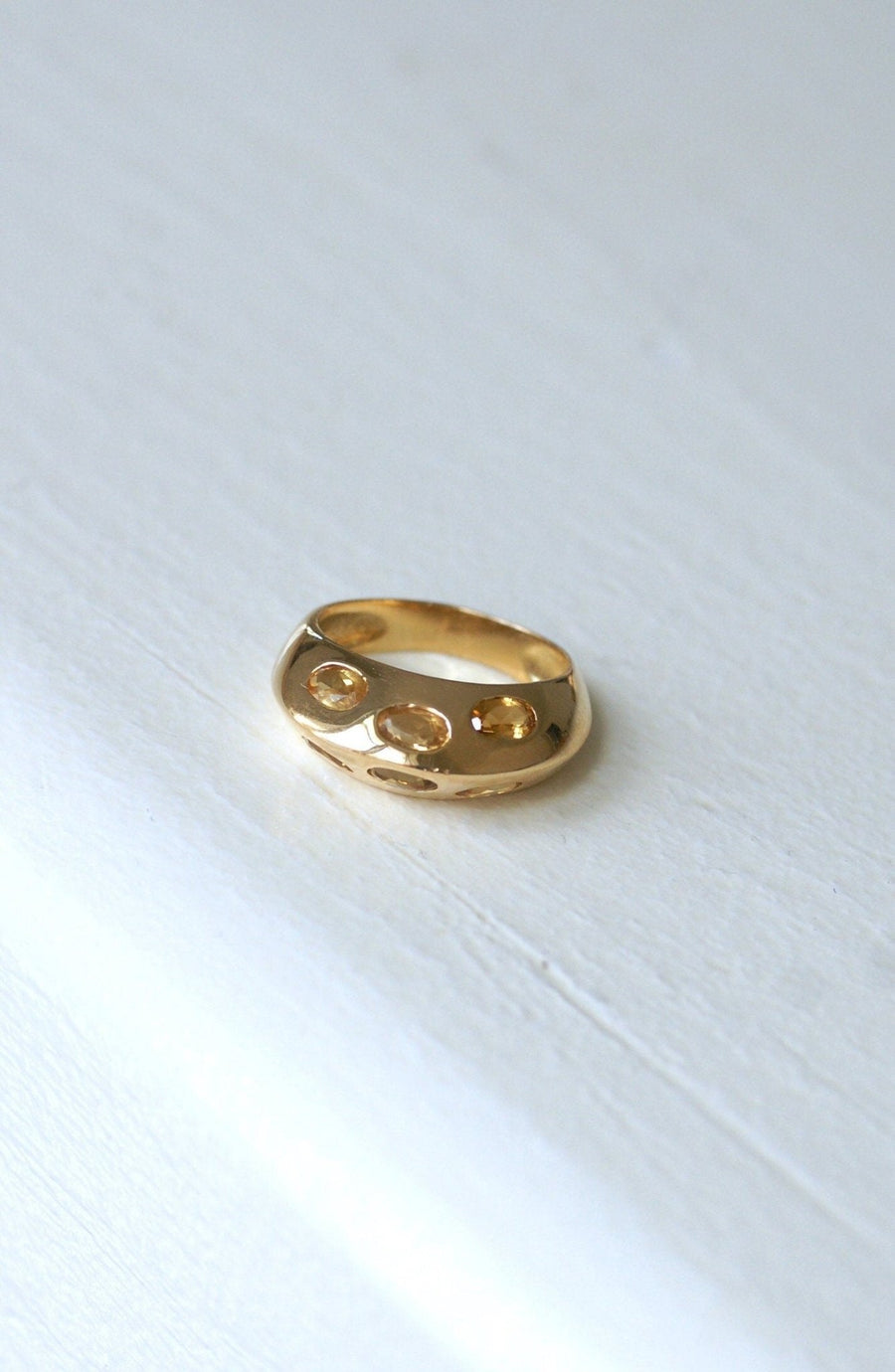 Gold and citrine pyramid ring - Galerie Pénélope