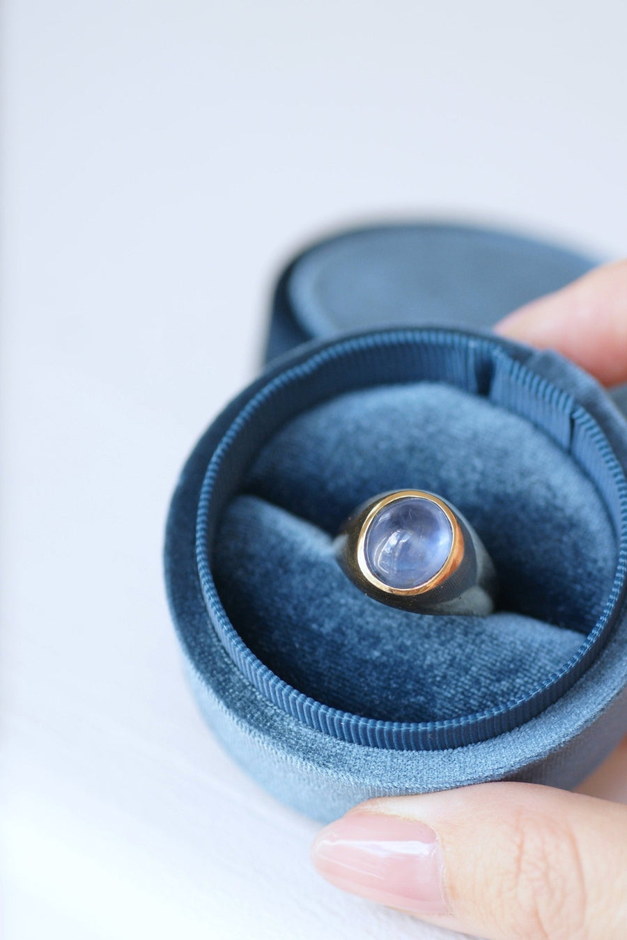 Vintage yellow gold and star sapphire ring - Galerie Pénélope