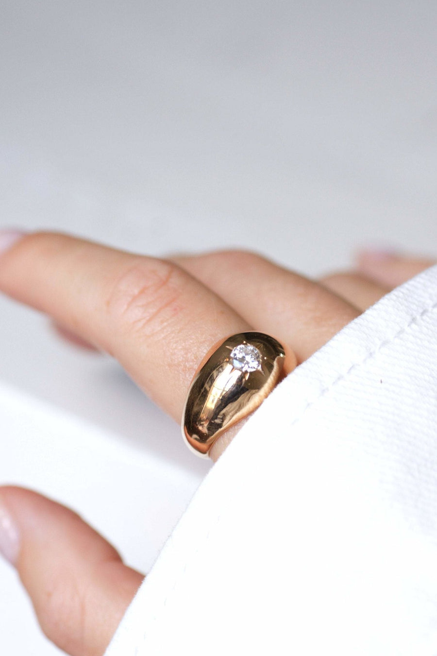 Vintage rose gold and diamond ring - Penelope Gallery