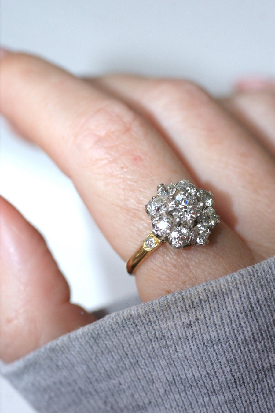 Antique daisy ring with diamonds 2.30 Cts - Penelope Gallery