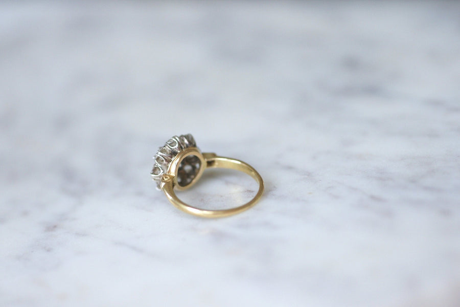 Antique daisy ring with diamonds 2.30 Cts - Penelope Gallery