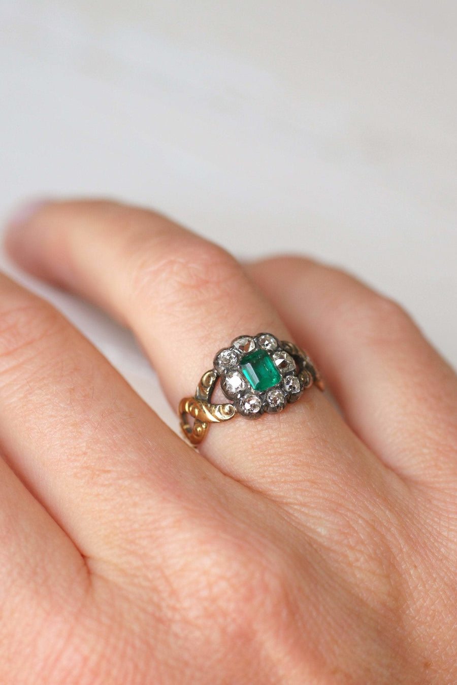 Colombian emerald daisy ring with diamonds - Penelope Gallery