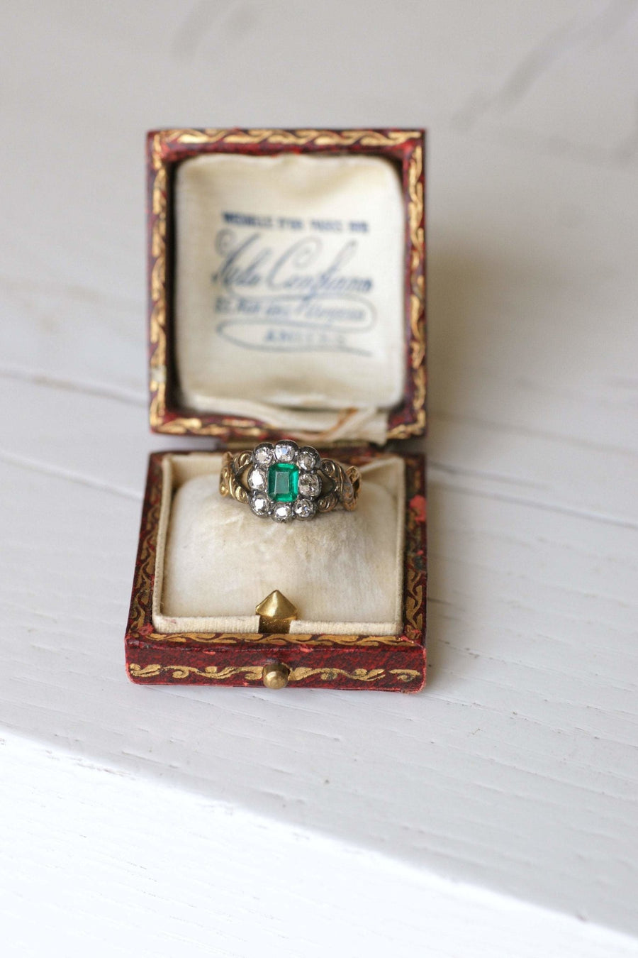 Colombian emerald daisy ring with diamonds - Penelope Gallery