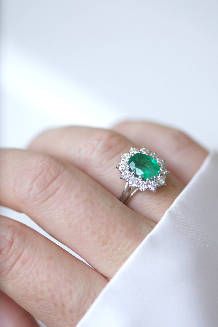 Emerald & diamond daisy ring - Penelope Gallery