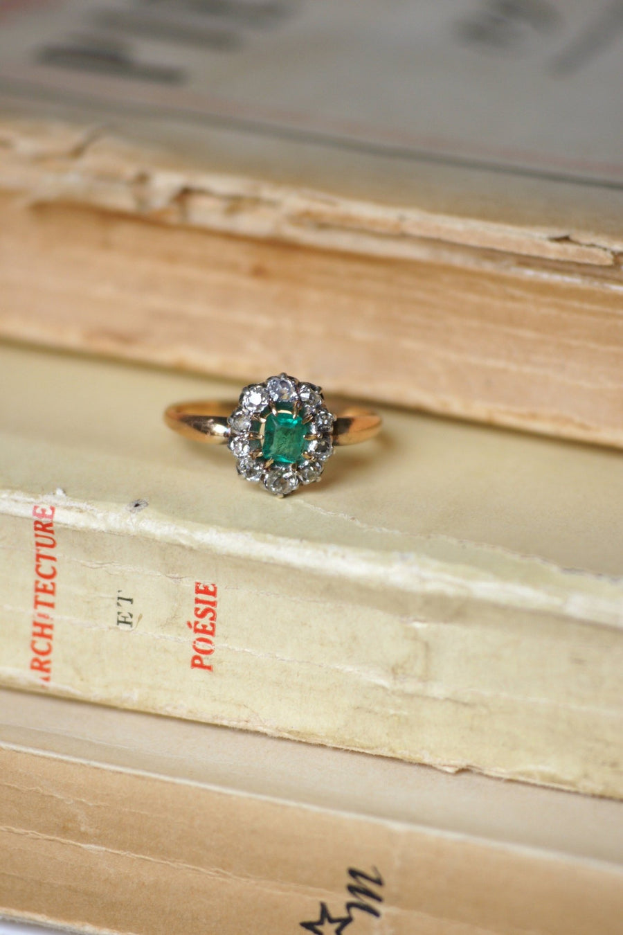 Emerald and diamond daisy ring - Penelope Gallery