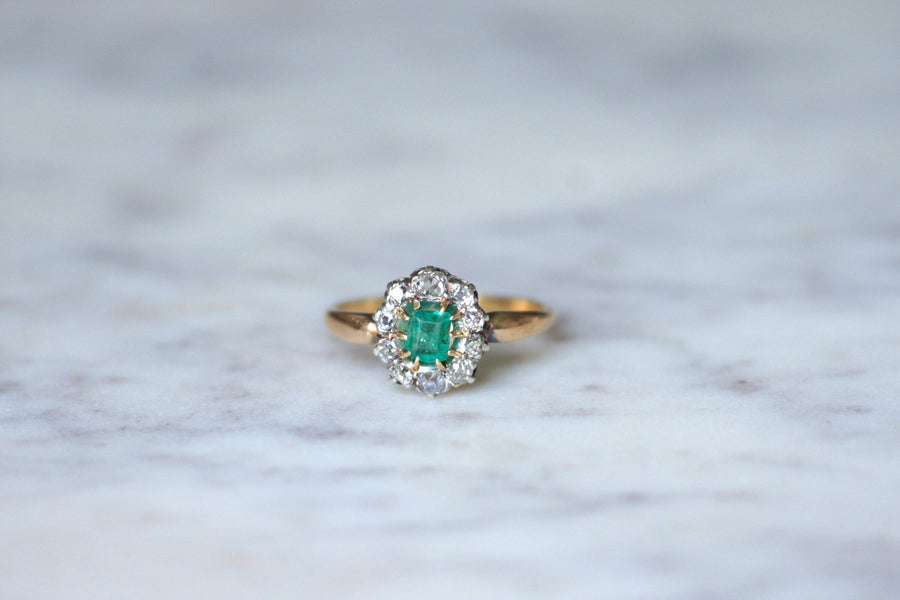 Emerald and diamond daisy ring - Penelope Gallery