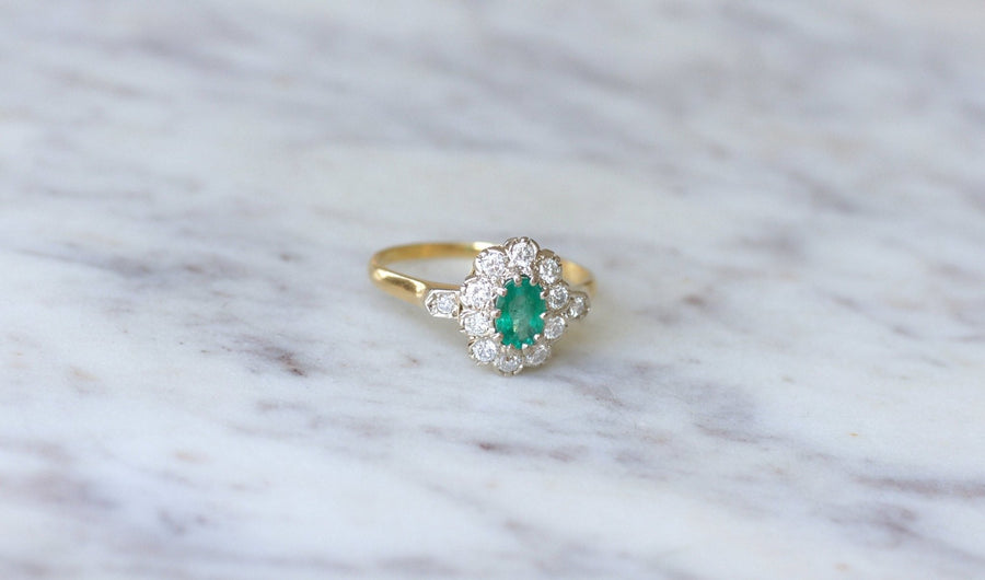 Emerald and diamond daisy ring on gold - Galerie Pénélope