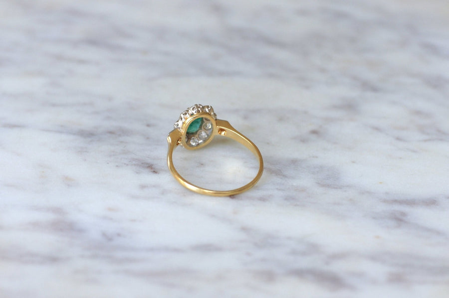 Emerald and diamond daisy ring on gold - Galerie Pénélope