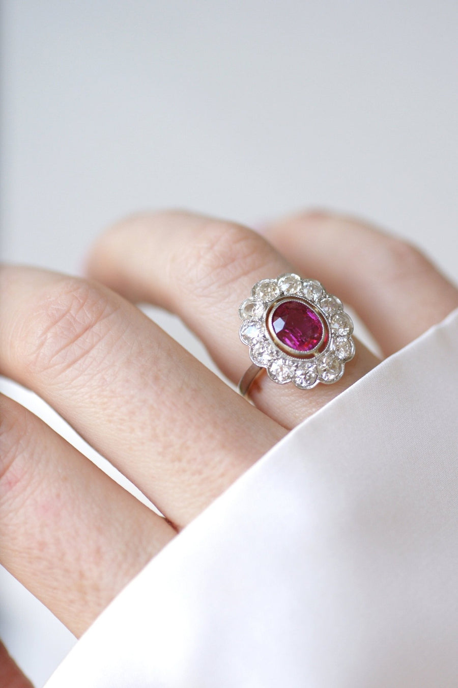 Daisy ring, unheated Birman ruby 1.60 Cts, diamonds - Penelope Gallery