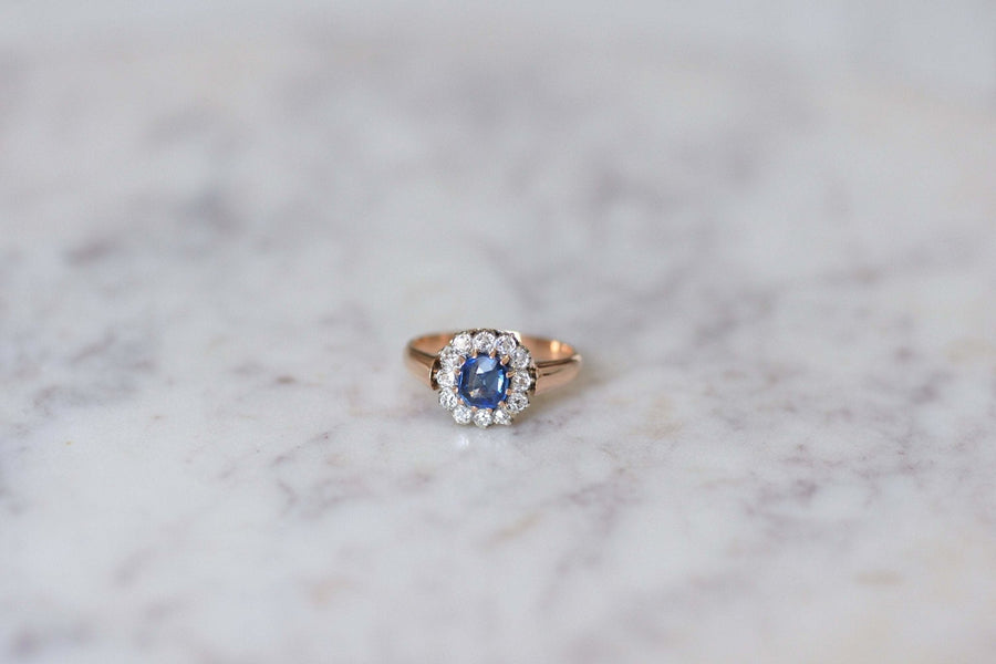 Unheated sapphire daisy ring with diamonds - Penelope Gallery