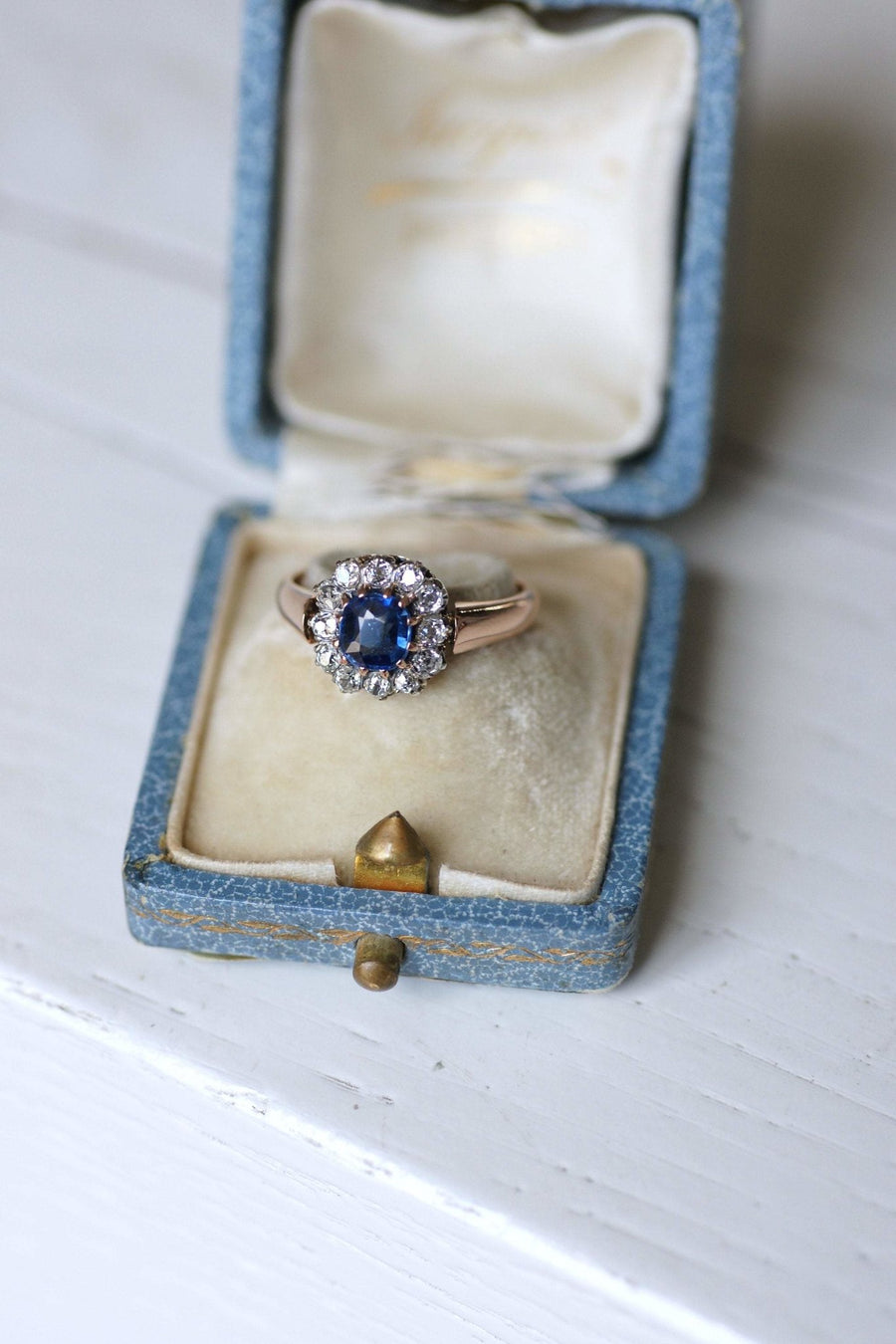 Unheated sapphire daisy ring with diamonds - Penelope Gallery