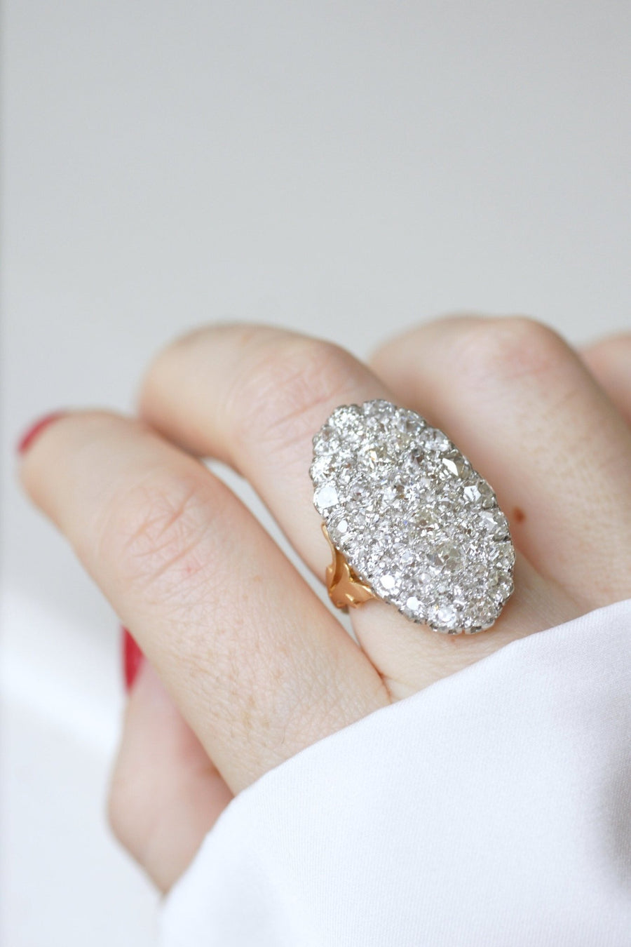 Antique Marquise ring with 4.75 Cts diamonds on gold and platinum - Penelope Gallery