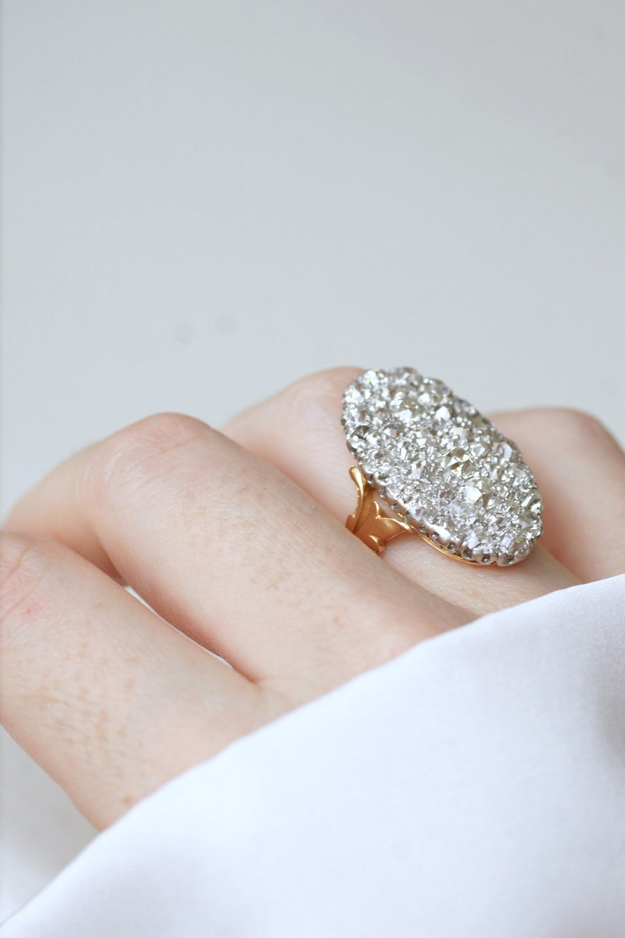 Antique Marquise ring with 4.75 Cts diamonds on gold and platinum - Penelope Gallery