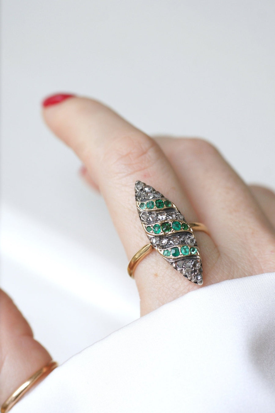 Antique marquise ring with emeralds and diamonds on gold and silver - Penelope Gallery