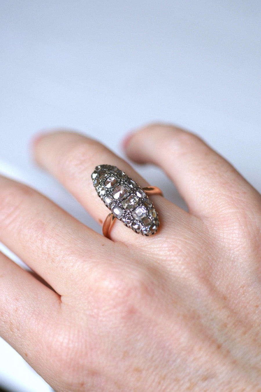 Antique marquise ring in pink gold, silver and diamonds - Galerie Pénélope