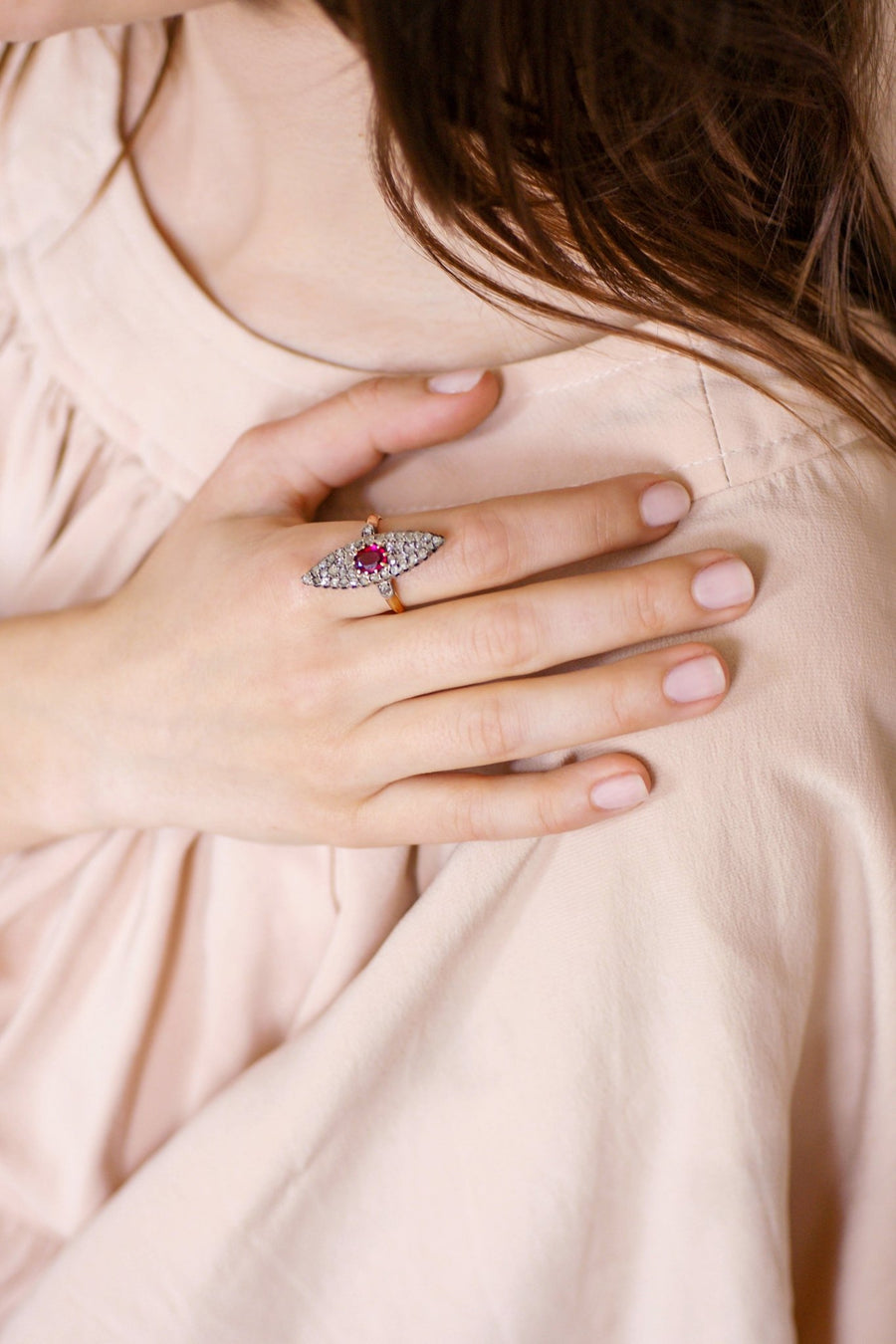 Antique marquise ring in pink gold, rubelite and diamonds, 19th Century - Galerie Pénélope