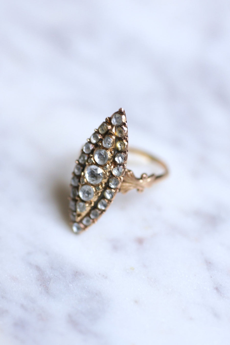 Antique marquise ring in pink gold and diamonds - Galerie Pénélope