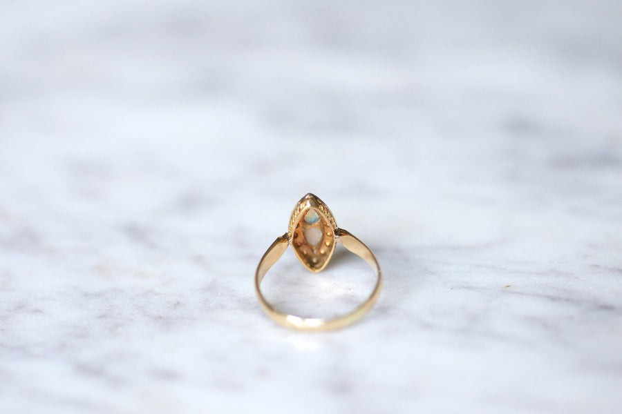 Antique Victorian marquise ring gold, opal and fine pearls - Galerie Pénélope