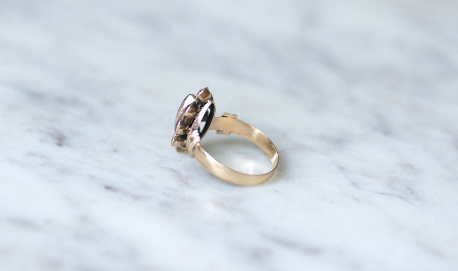 Marquise ring with Perpignan garnets - Galerie Pénélope