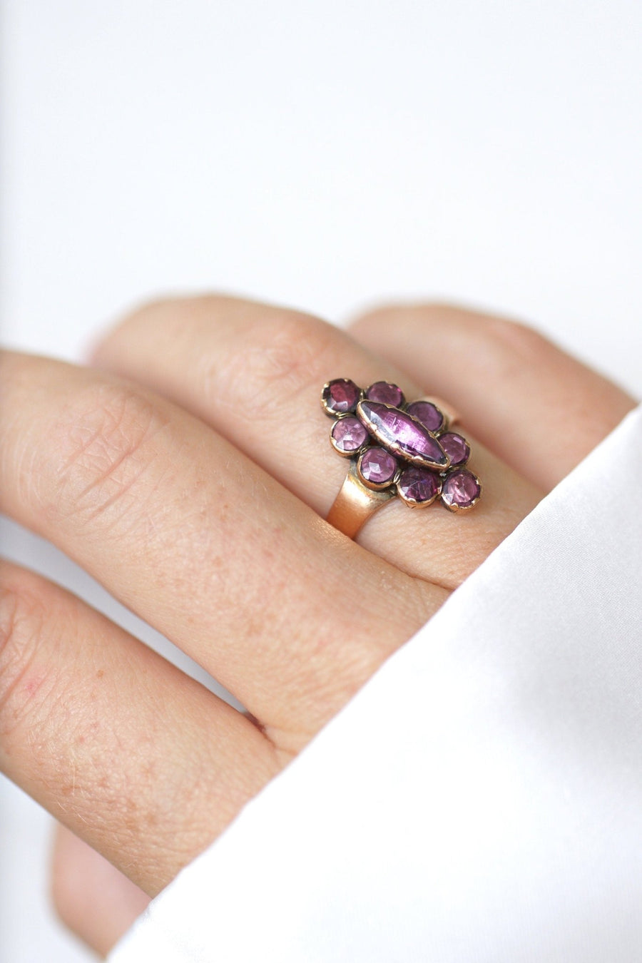 Marquise ring in pink gold with Perpignan garnets - Galerie Pénélope