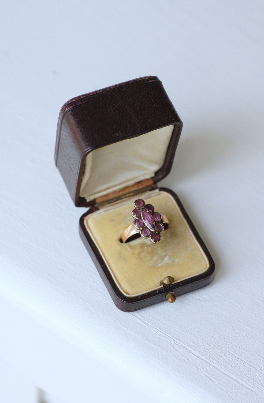 Marquise ring in pink gold with Perpignan garnets - Galerie Pénélope