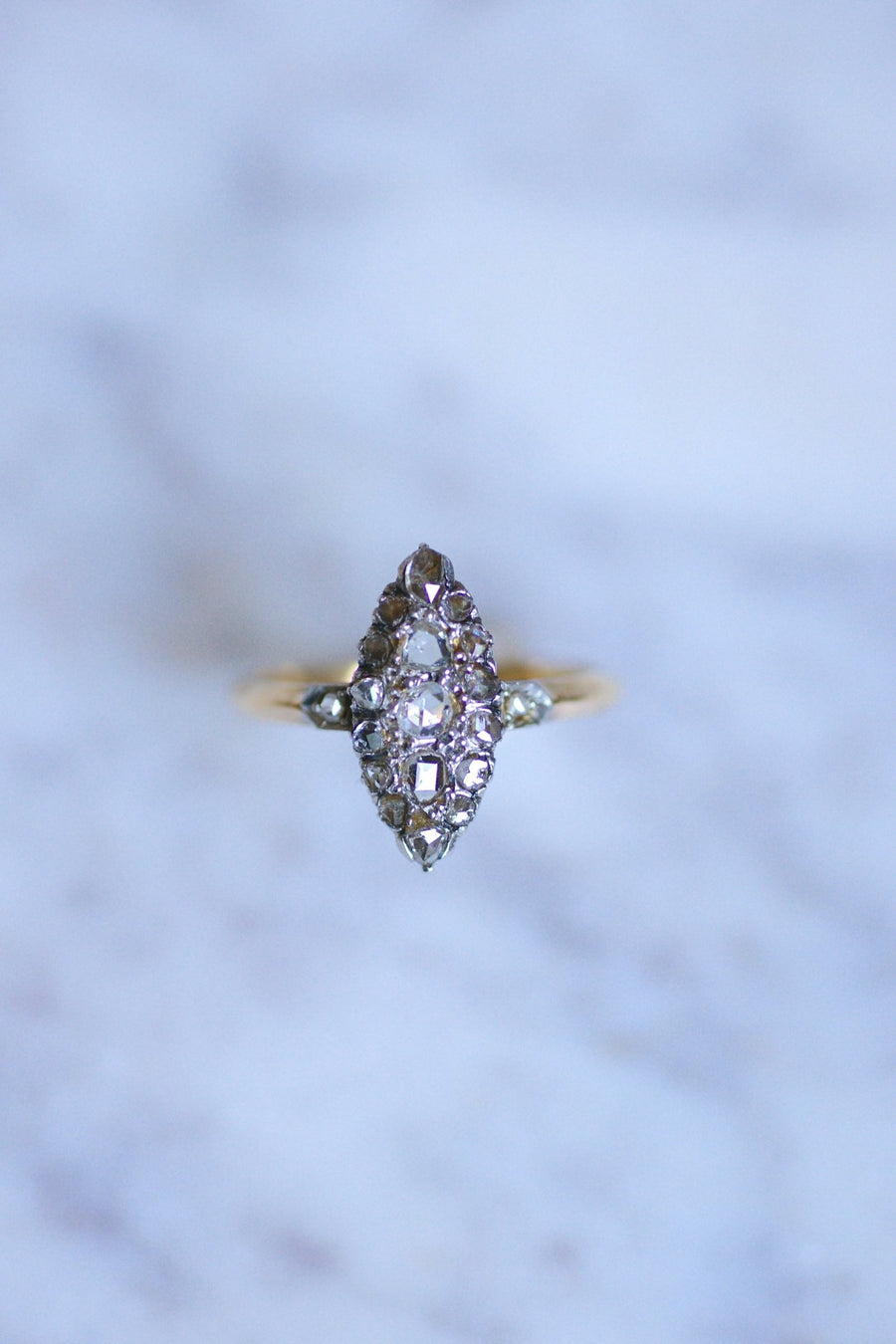Victorian Marquise ring with diamonds on gold and silver - Galerie Pénélope