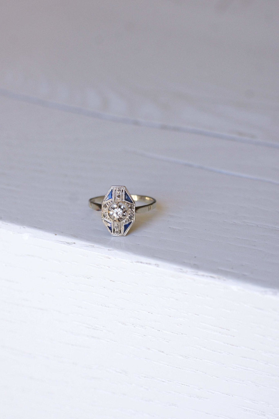 Octagonal Art Deco diamond and sapphire ring - Penelope Gallery