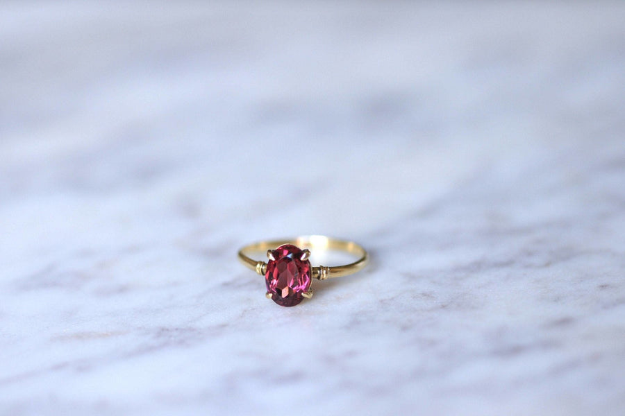 Gold and garnet ring - Penelope Gallery