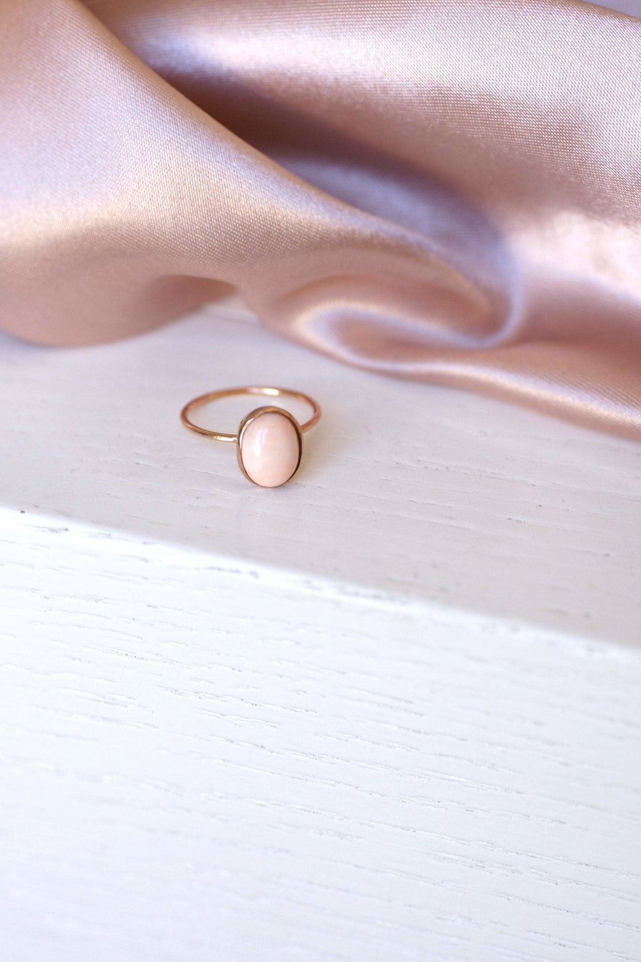 Antique pink gold coral angel skin ring - Penelope Gallery