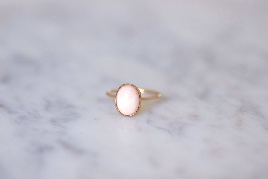 Antique pink gold coral angel skin ring - Penelope Gallery