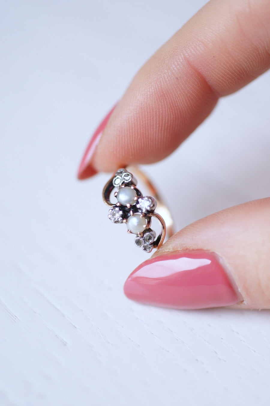 Antique Victorian rose gold ring with diamonds and pearls - Galerie Pénélope
