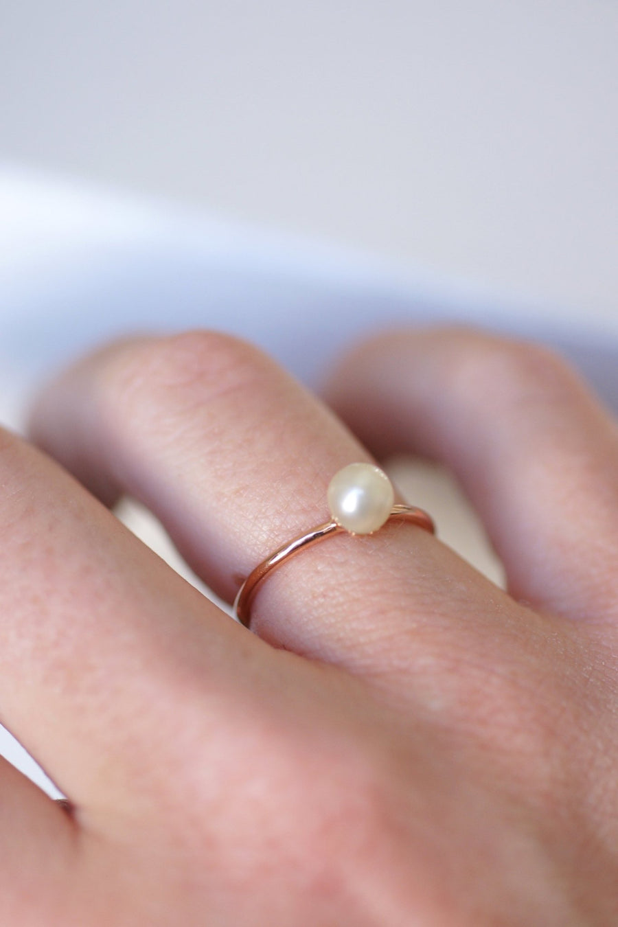 Fine pearl ring on rose gold - Penelope Gallery