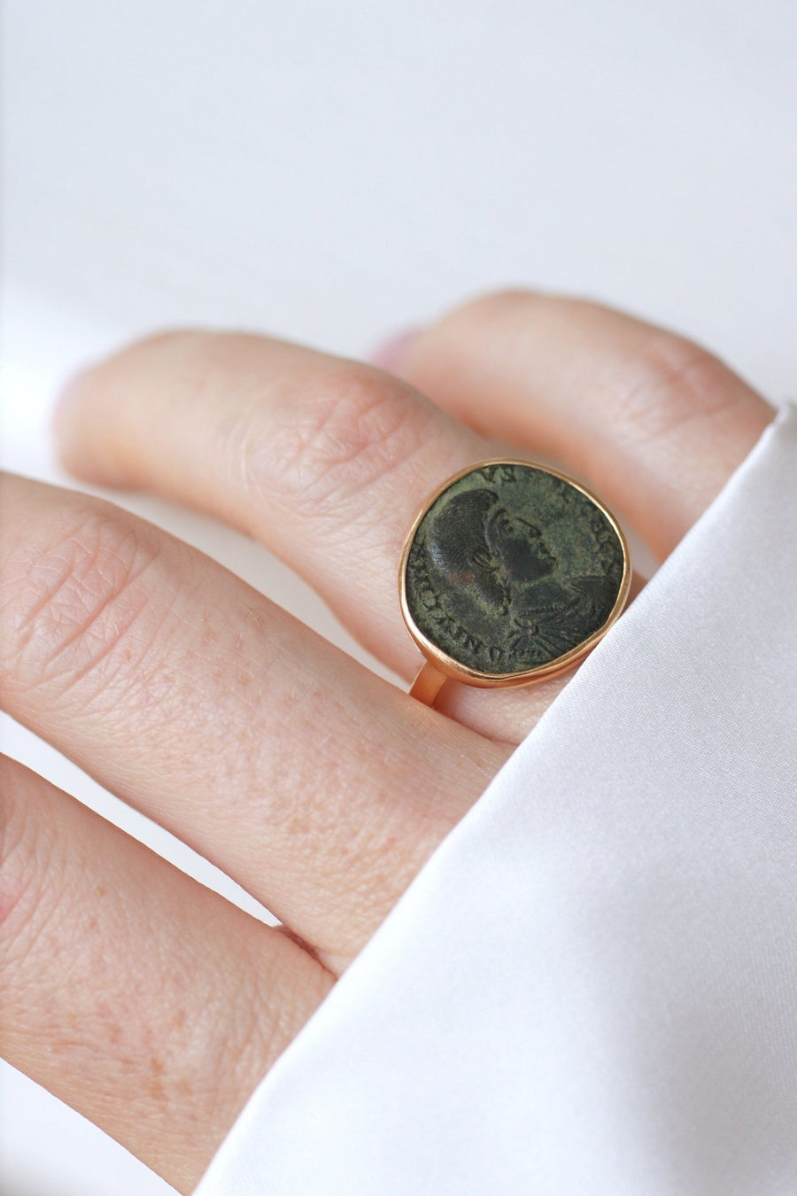 Roman coin ring Constance Galle - Penelope Gallery